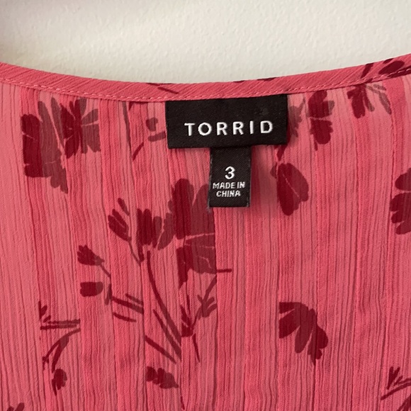 TORRID Floral Blouse Top Shirt Sz 3 - Picture 2 of 8